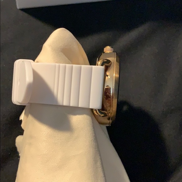 Fossil Q Wander Smart Watch - Picture 4 of 5